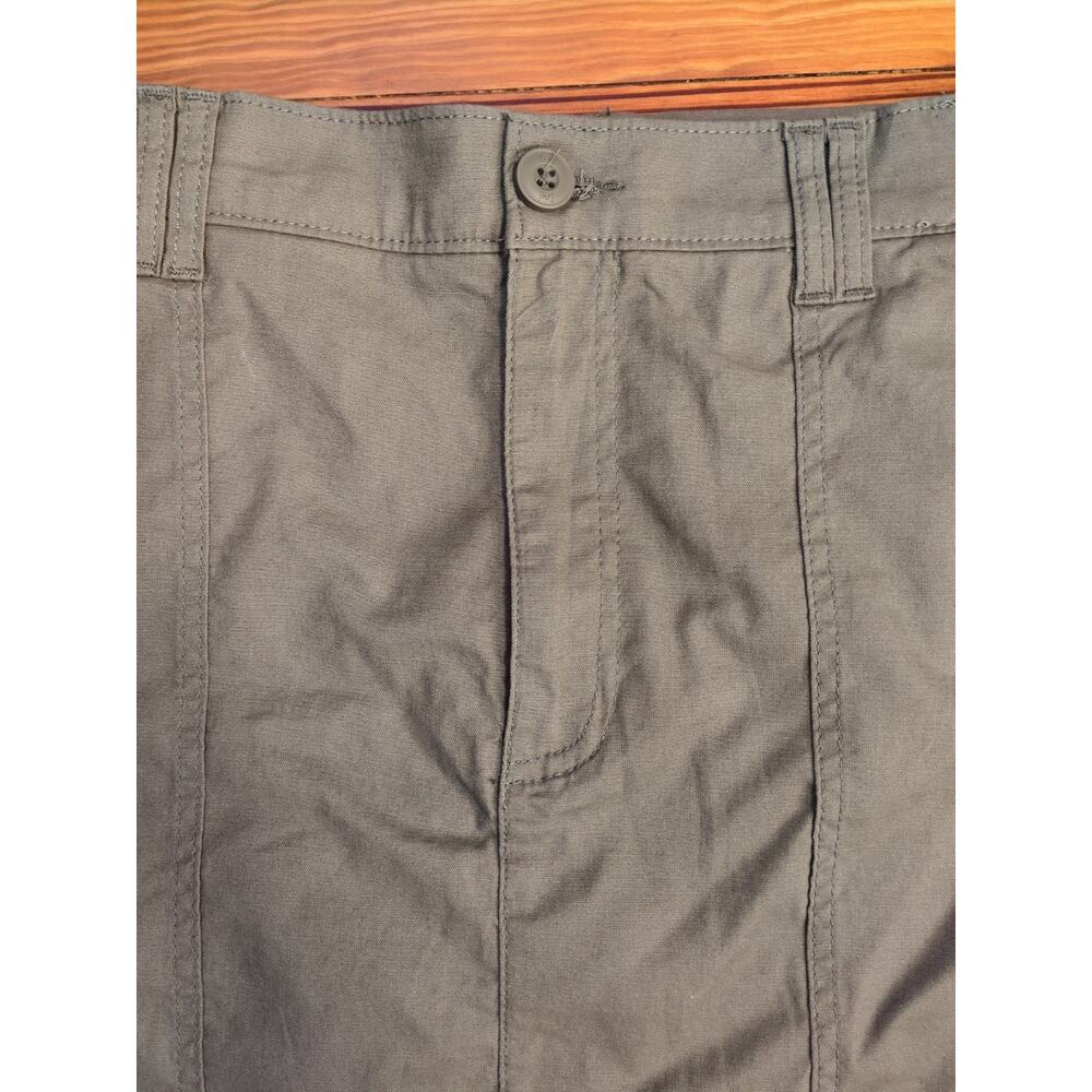 Lee Women’s Skort Size 8 Army Green Cotton Stretch Pockets Mesh Shorts Casual - Picture 6 of 10